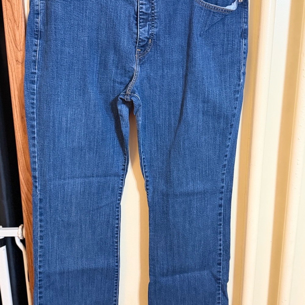 Classic Blue Denim Levi’s Bootcut Woman’s Jeans